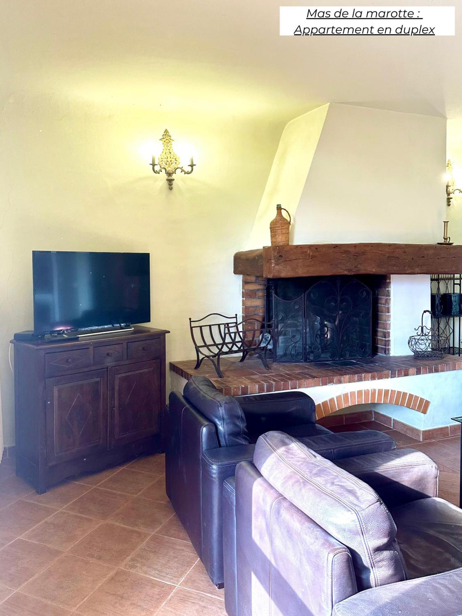 Apartament Domaine Les Terres De Saint-Hilaire Ollières Zewnętrze zdjęcie